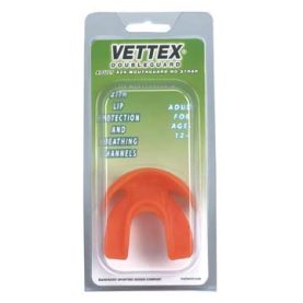 VETTEX STRAPLESS MOUTHGUARD IN CLAMSHELL